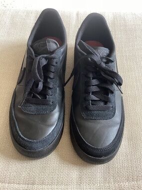 Nike Black Killshot Women's Low-Top Sneakers